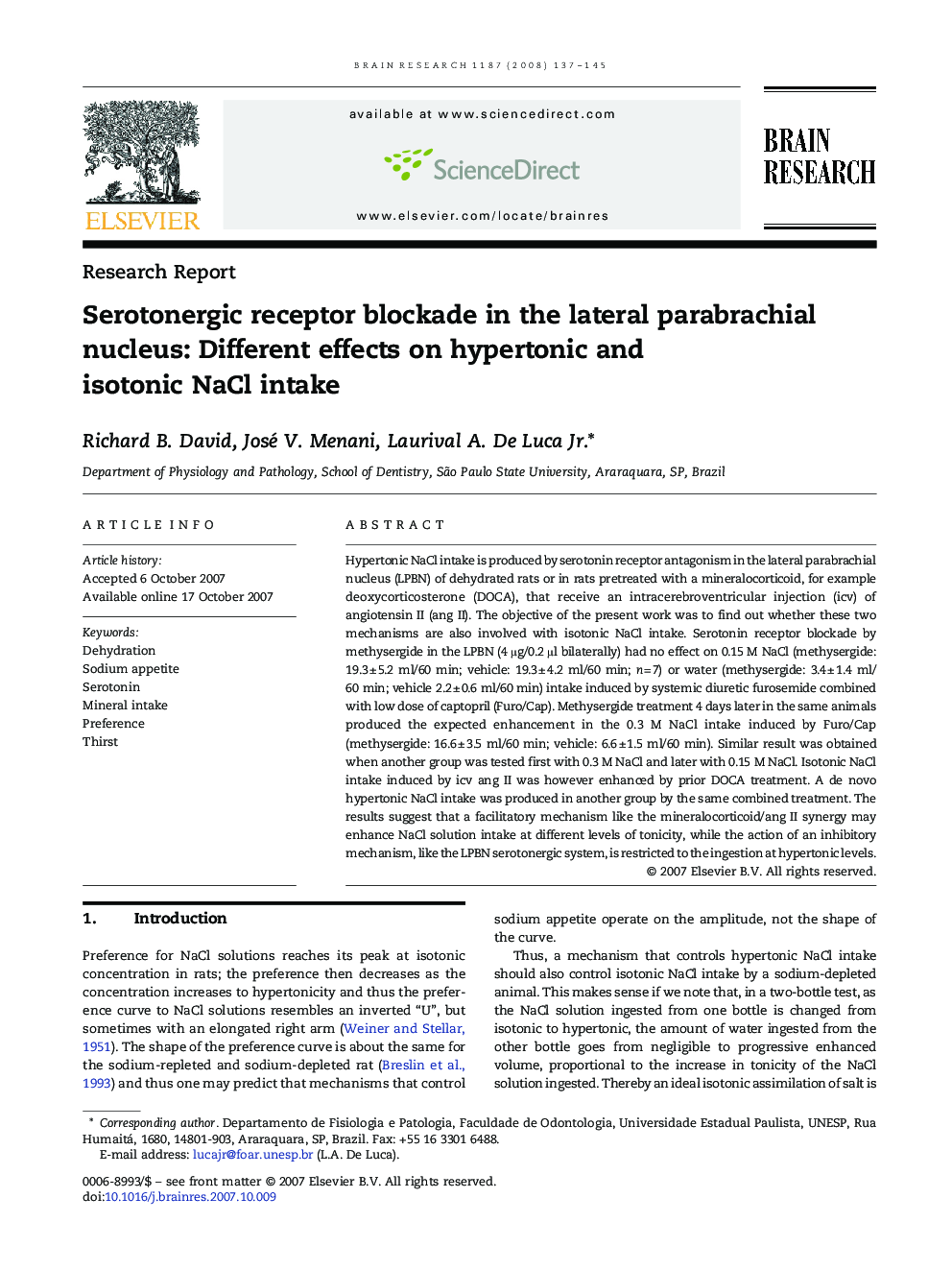 Serotonergic receptor blockade in the lateral parabrachial nucleus: Different effects on hypertonic and isotonic NaCl intake