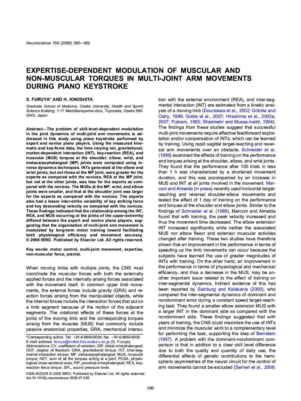 Expertise-dependent modulation of muscular and non-muscular torques in multi-joint arm movements during piano keystroke