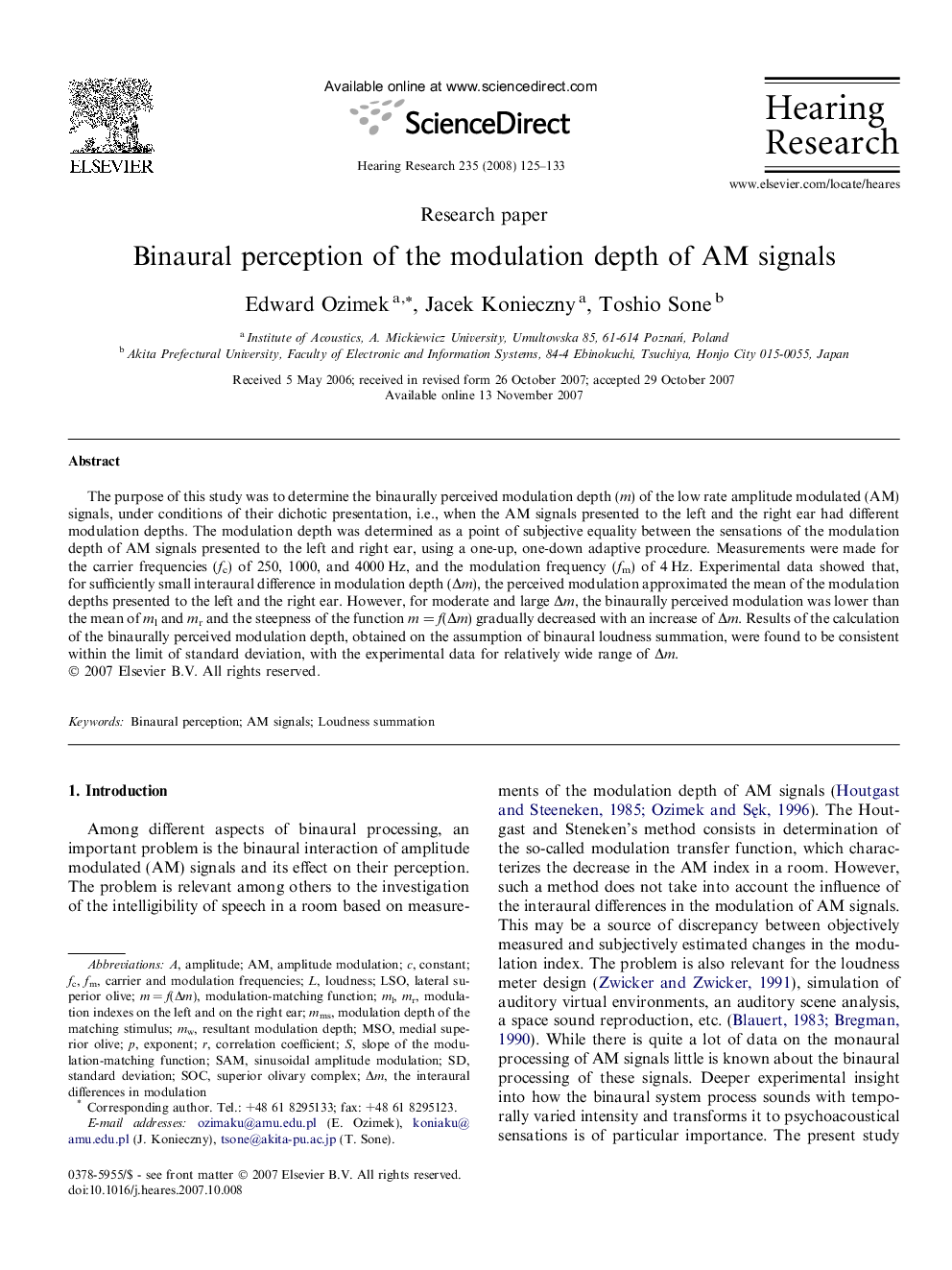 Binaural perception of the modulation depth of AM signals