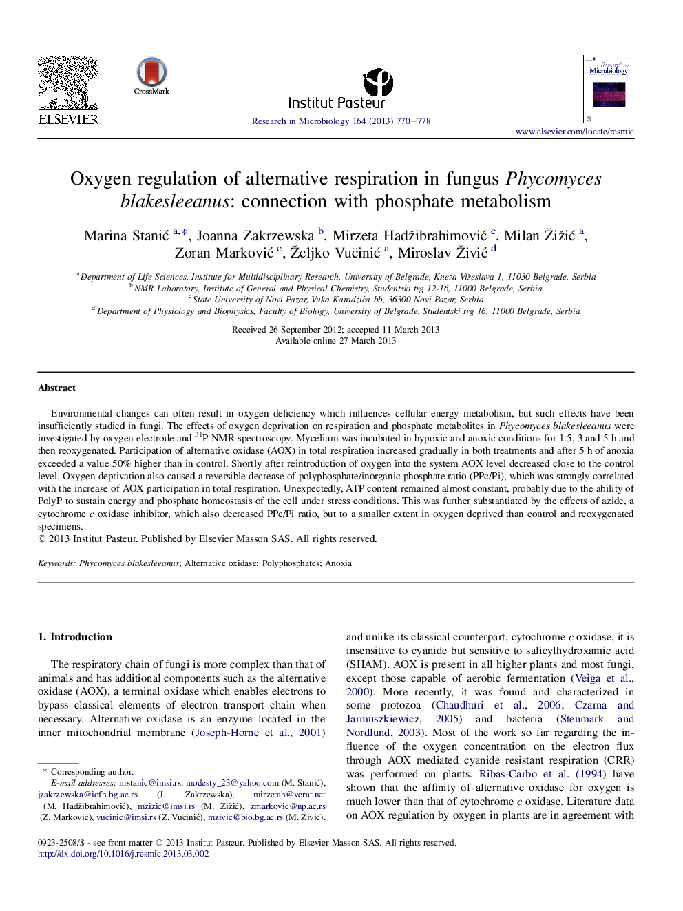 Oxygen regulation of alternative respiration in fungus Phycomyces blakesleeanus: connection with phosphate metabolism