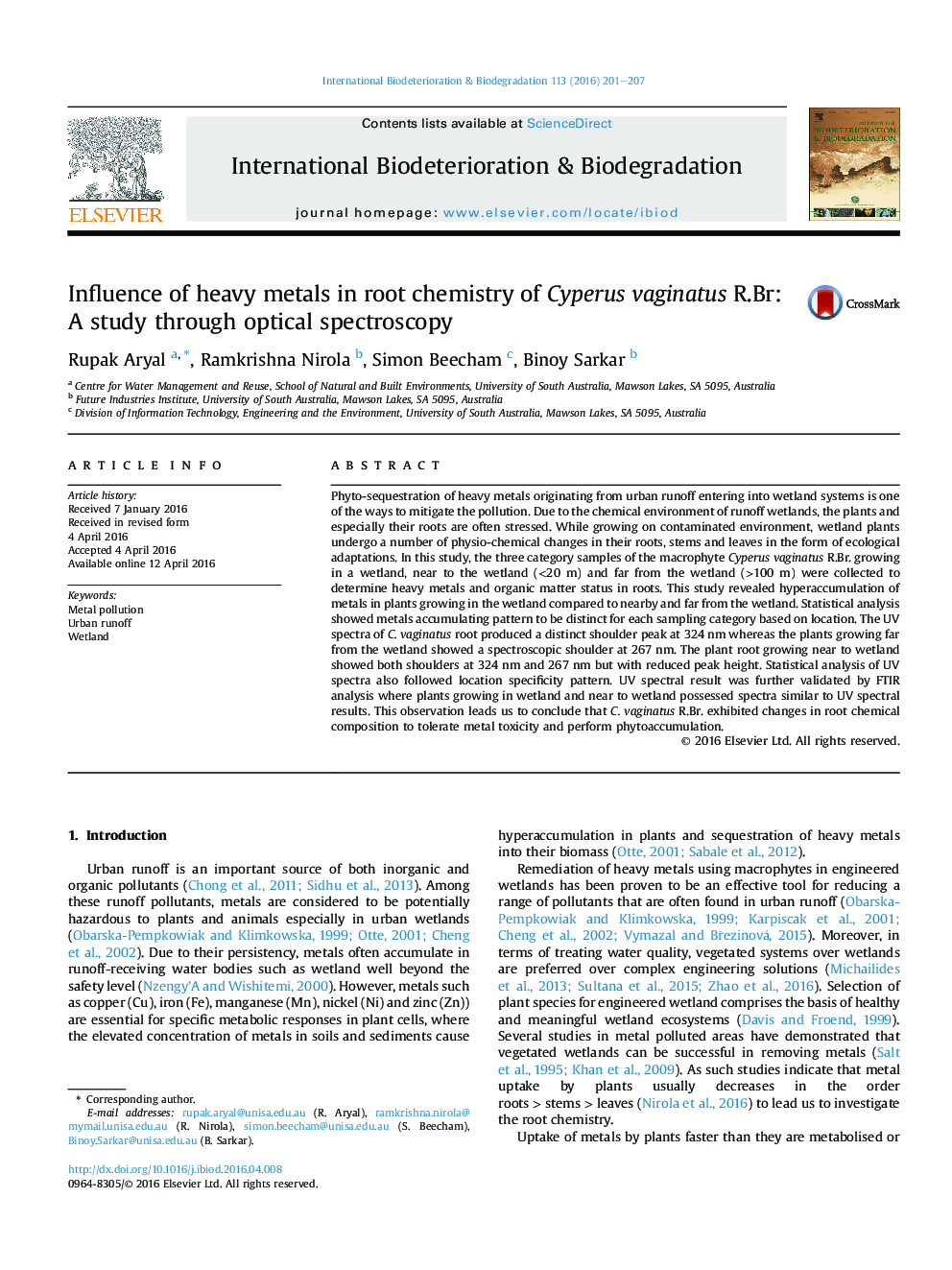 Influence of heavy metals in root chemistry of Cyperus vaginatus R.Br: A study through optical spectroscopy