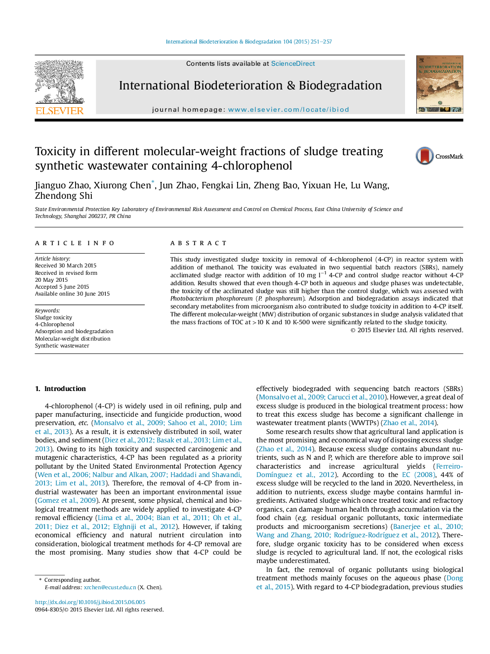 Toxicity in different molecular-weight fractions of sludge treating synthetic wastewater containing 4-chlorophenol