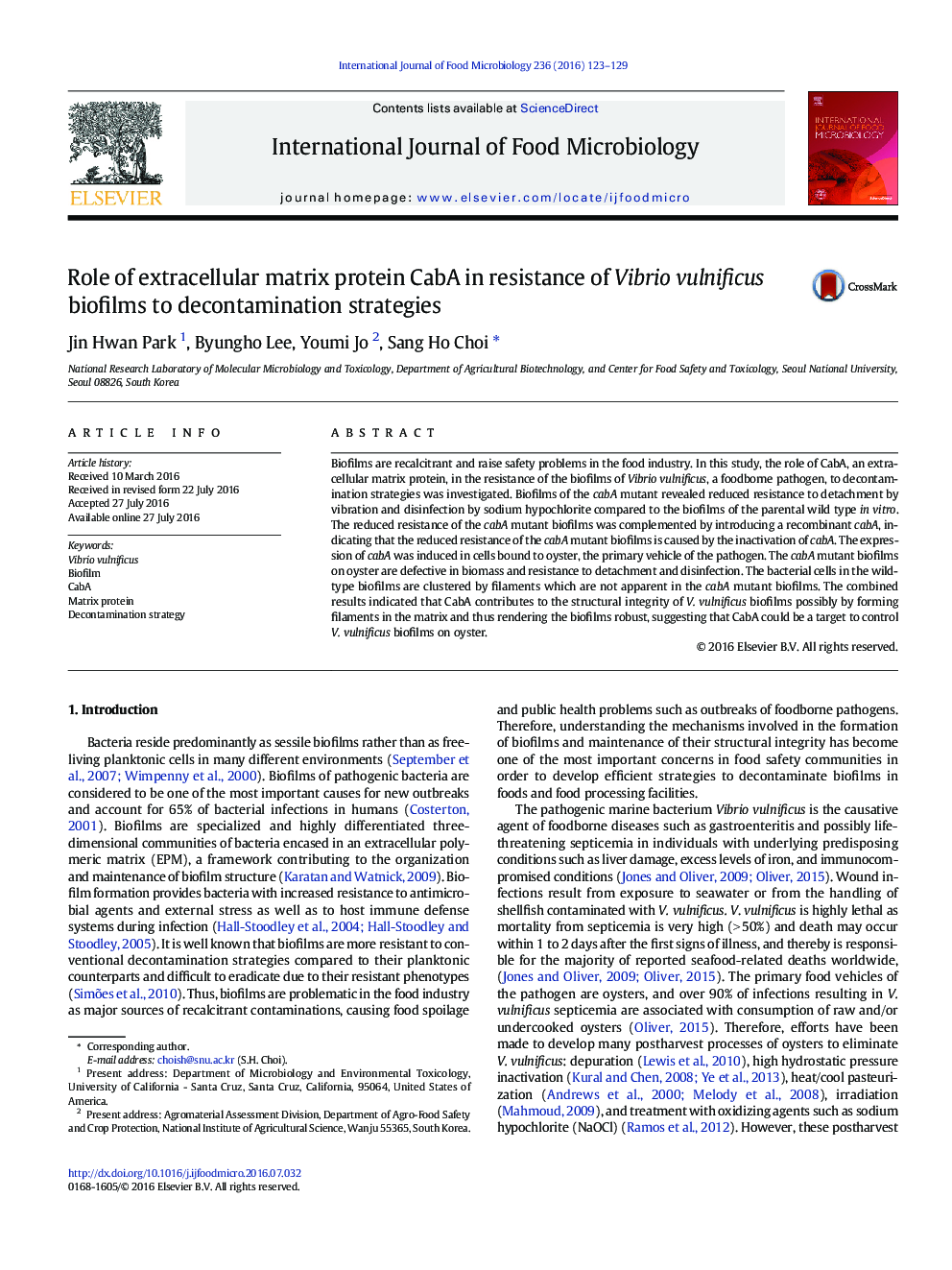 Role of extracellular matrix protein CabA in resistance of Vibrio vulnificus biofilms to decontamination strategies