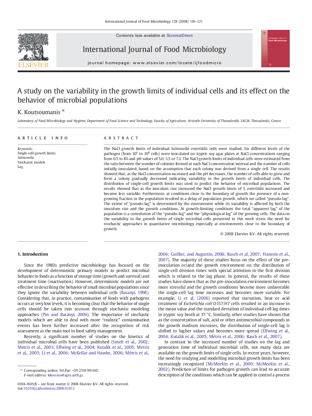 A study on the variability in the growth limits of individual cells and its effect on the behavior of microbial populations