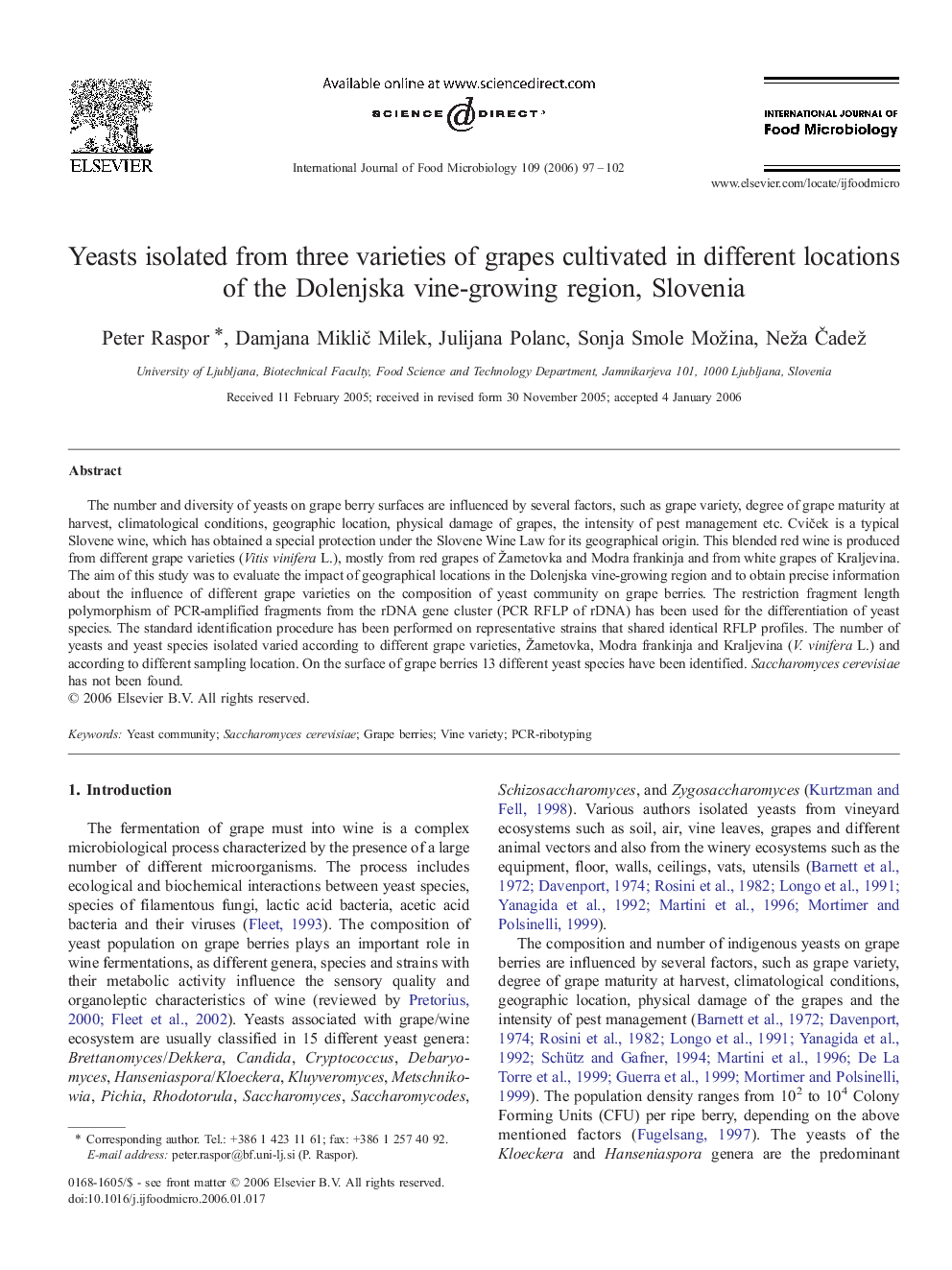 Yeasts isolated from three varieties of grapes cultivated in different locations of the Dolenjska vine-growing region, Slovenia