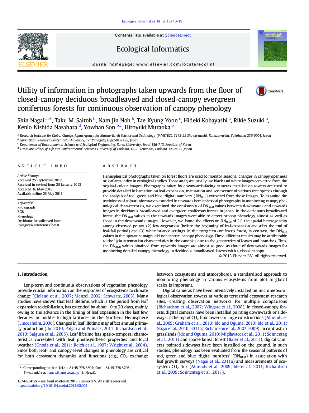 Utility of information in photographs taken upwards from the floor of closed-canopy deciduous broadleaved and closed-canopy evergreen coniferous forests for continuous observation of canopy phenology