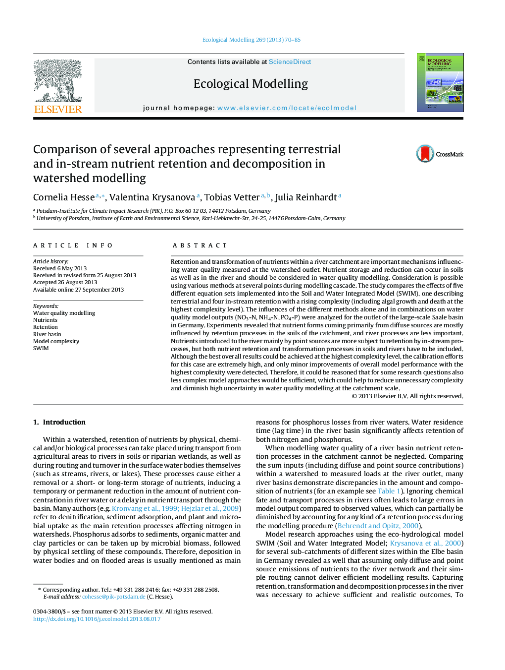 Comparison of several approaches representing terrestrial and in-stream nutrient retention and decomposition in watershed modelling