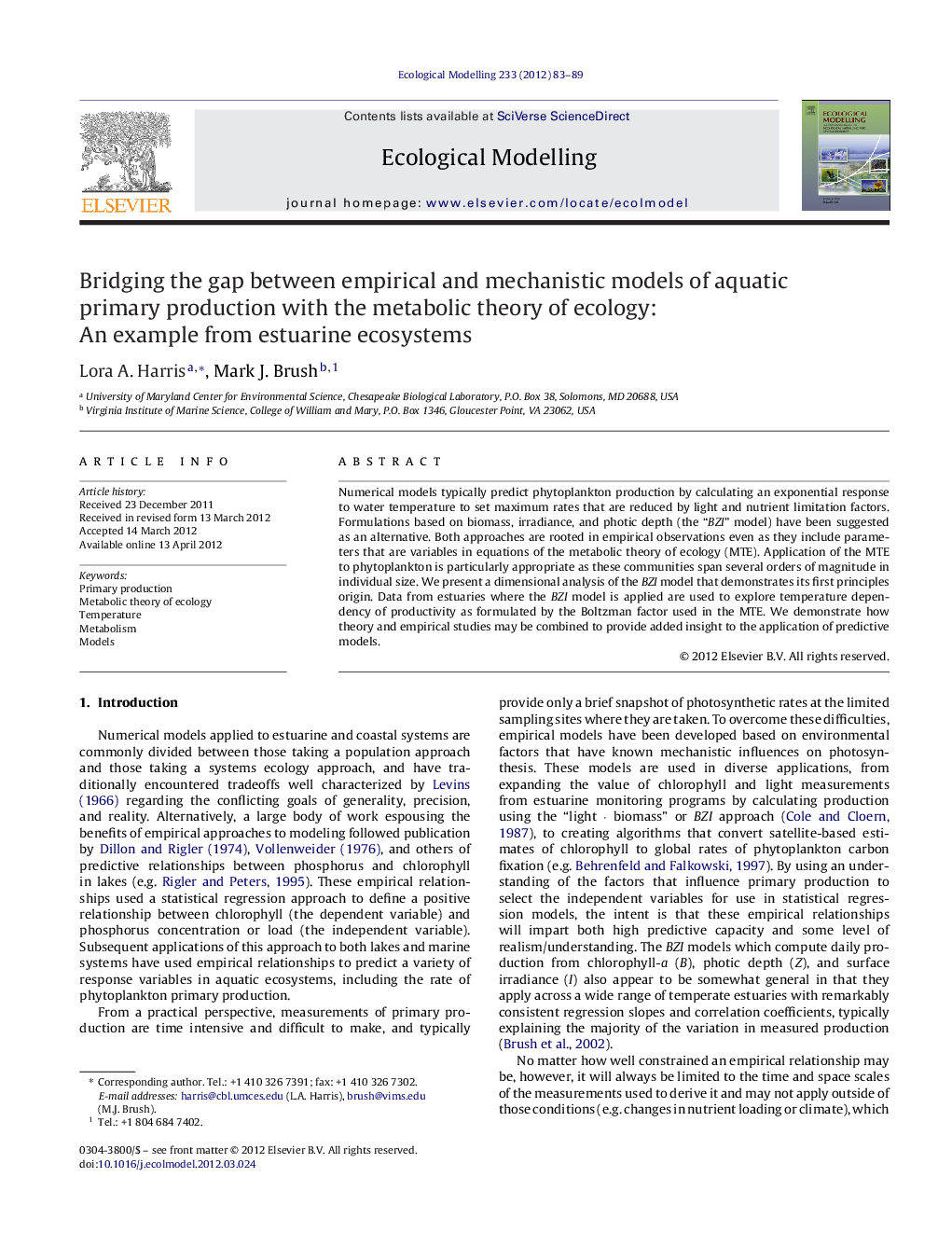 Bridging the gap between empirical and mechanistic models of aquatic primary production with the metabolic theory of ecology: An example from estuarine ecosystems