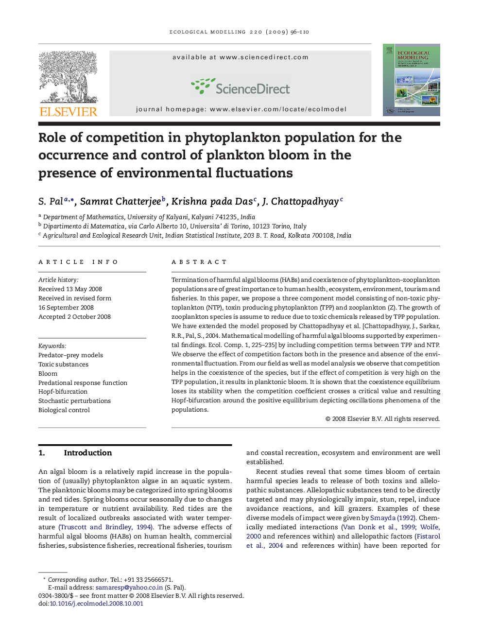 Role of competition in phytoplankton population for the occurrence and control of plankton bloom in the presence of environmental fluctuations