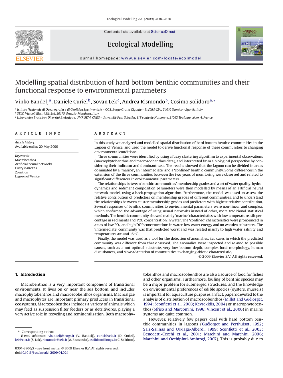 Modelling spatial distribution of hard bottom benthic communities and their functional response to environmental parameters