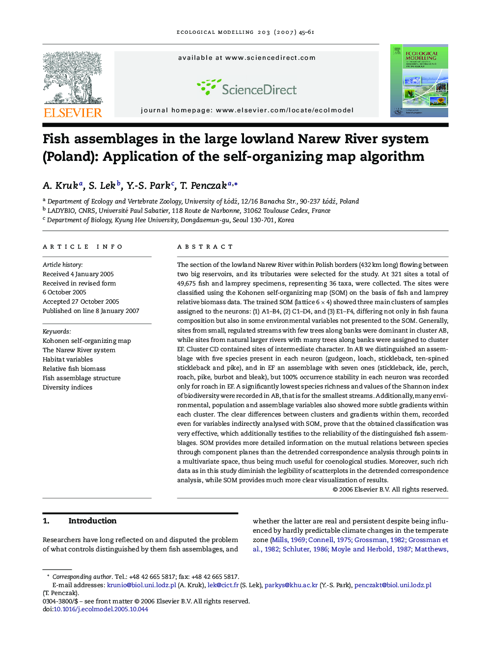 Fish assemblages in the large lowland Narew River system (Poland): Application of the self-organizing map algorithm