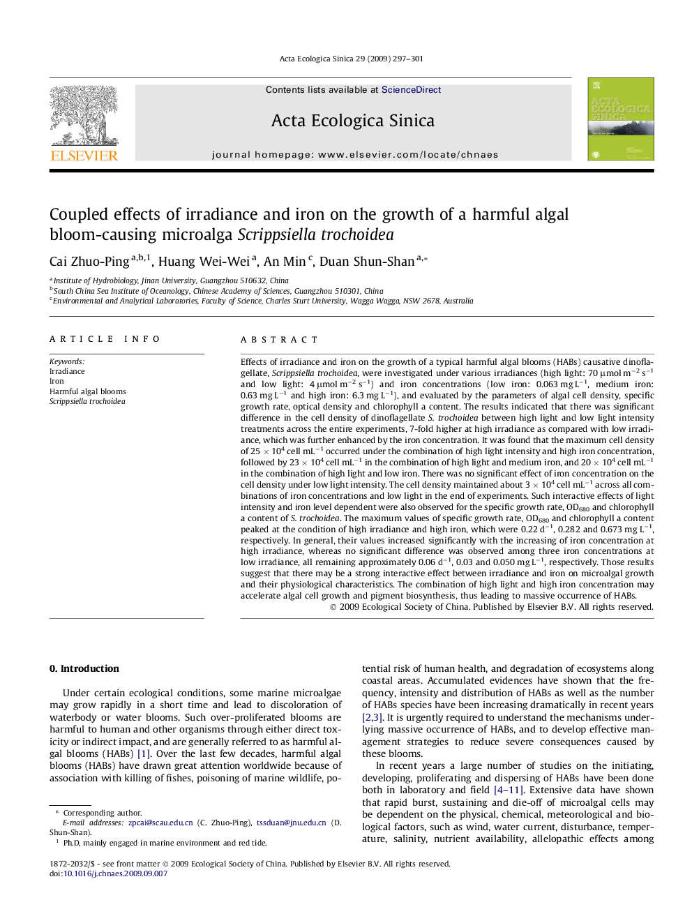 Coupled effects of irradiance and iron on the growth of a harmful algal bloom-causing microalga Scrippsiella trochoidea