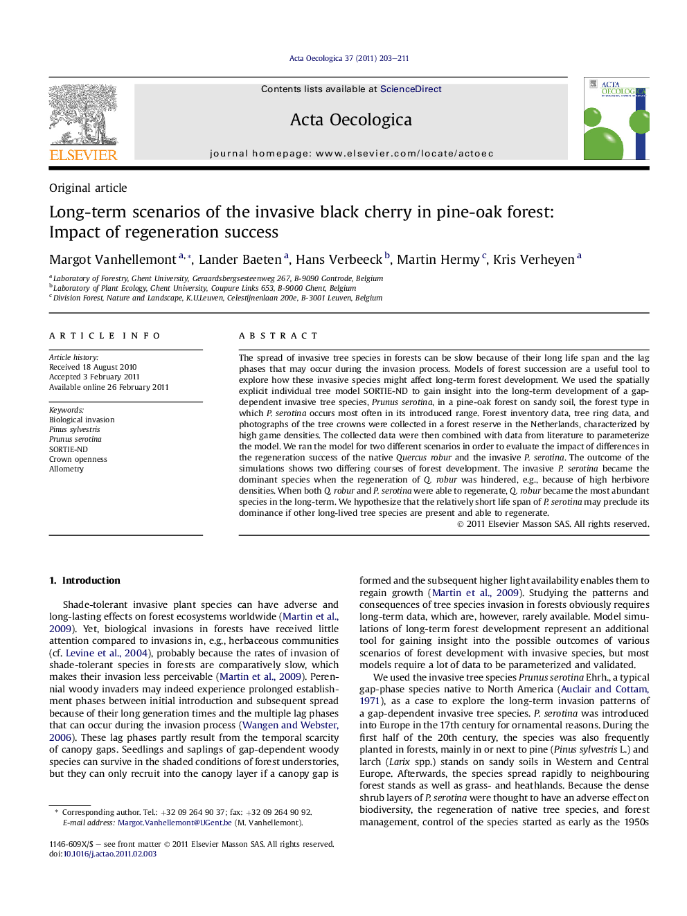 Long-term scenarios of the invasive black cherry in pine-oak forest: Impact of regeneration success