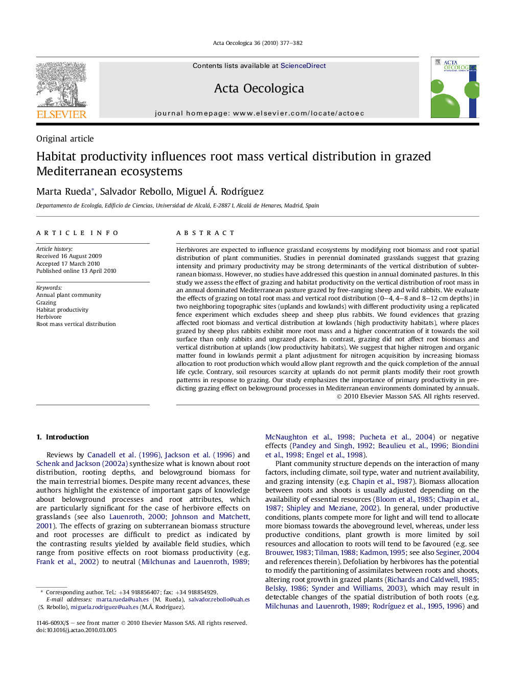 Habitat productivity influences root mass vertical distribution in grazed Mediterranean ecosystems