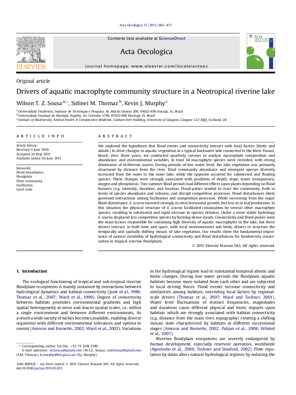 Drivers of aquatic macrophyte community structure in a Neotropical riverine lake