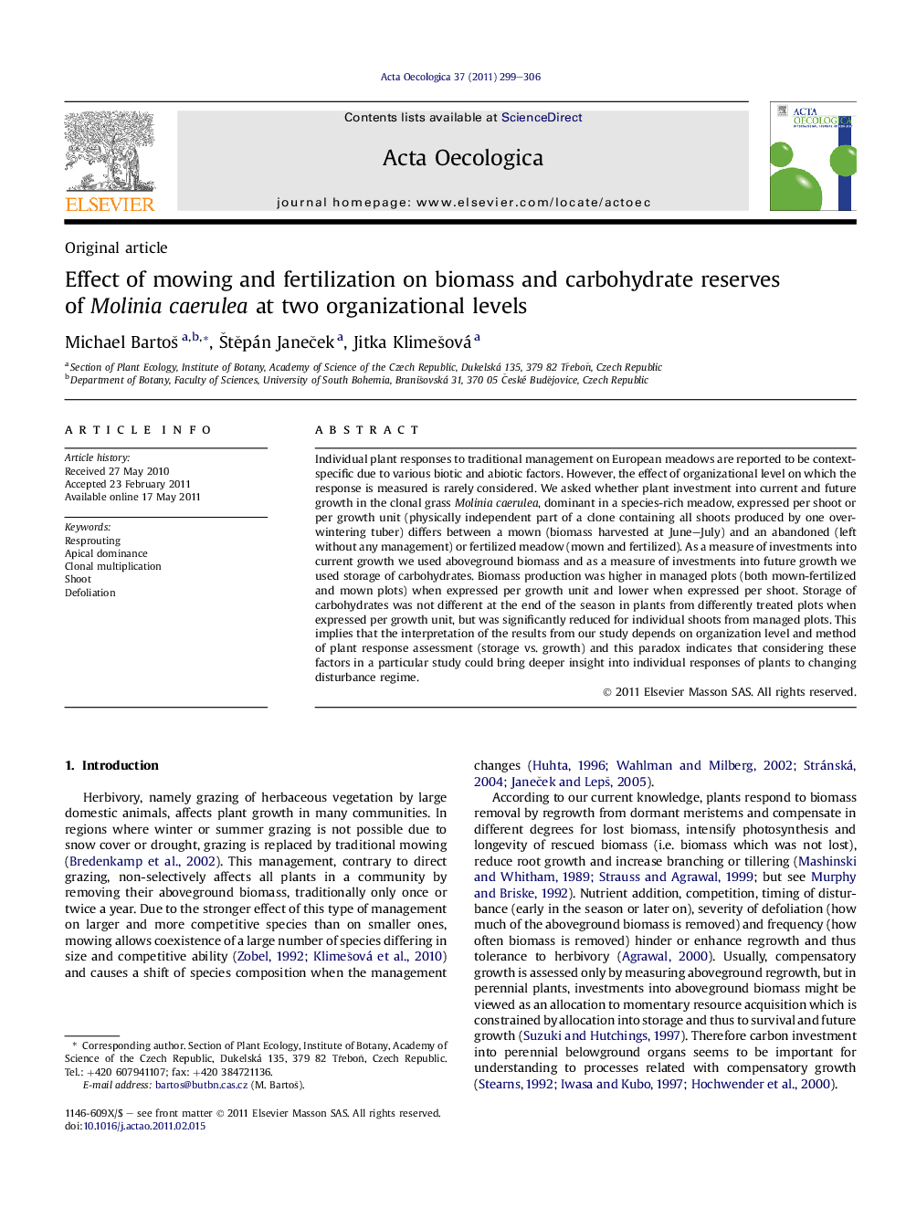 Effect of mowing and fertilization on biomass and carbohydrate reserves of Molinia caerulea at two organizational levels