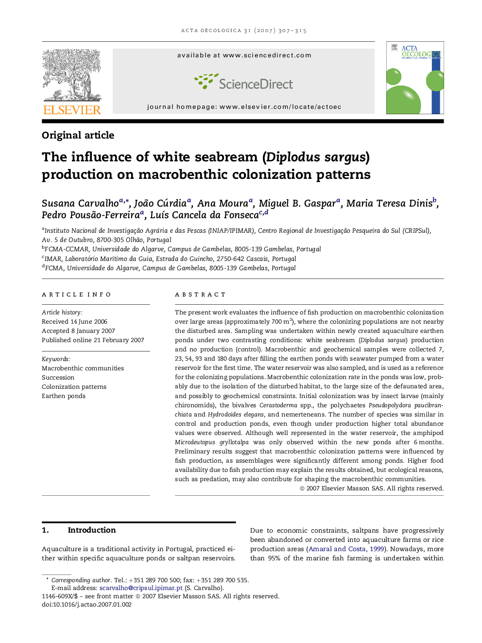 The influence of white seabream (Diplodus sargus) production on macrobenthic colonization patterns