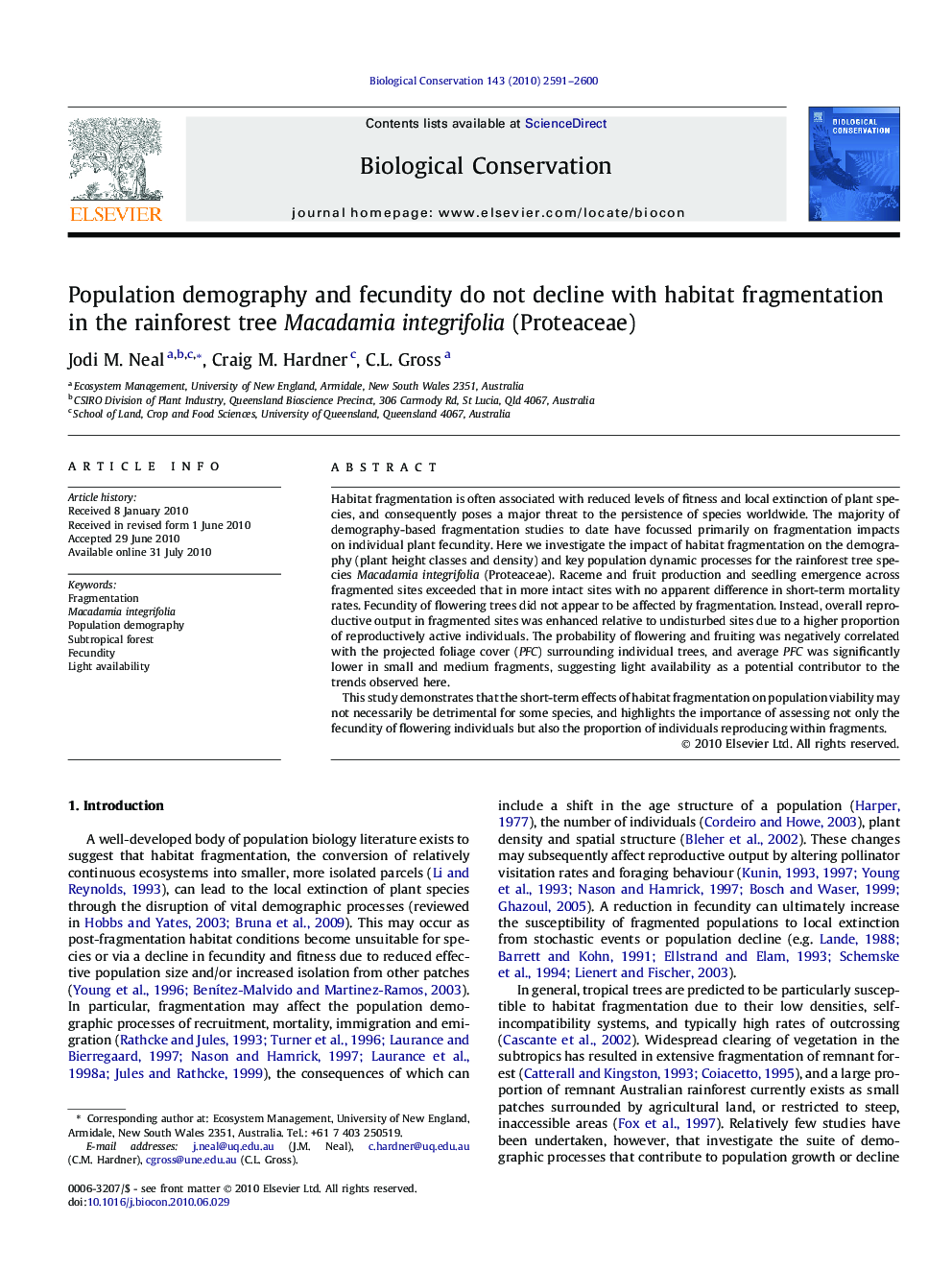 Population demography and fecundity do not decline with habitat fragmentation in the rainforest tree Macadamia integrifolia (Proteaceae)