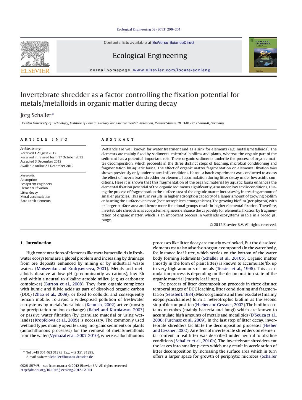 Invertebrate shredder as a factor controlling the fixation potential for metals/metalloids in organic matter during decay