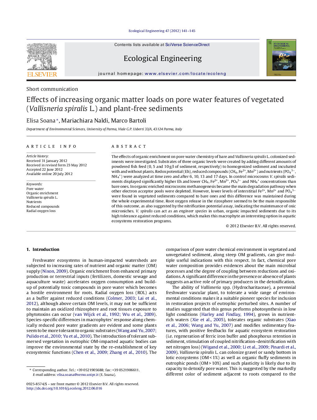 Effects of increasing organic matter loads on pore water features of vegetated (Vallisneria spiralis L.) and plant-free sediments