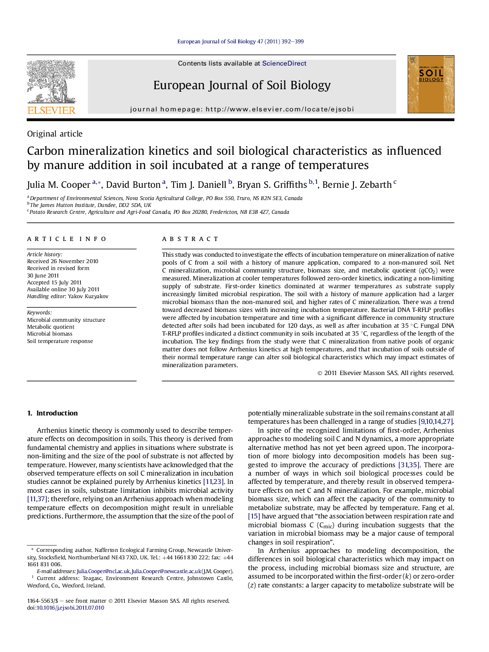 Carbon mineralization kinetics and soil biological characteristics as influenced by manure addition in soil incubated at a range of temperatures