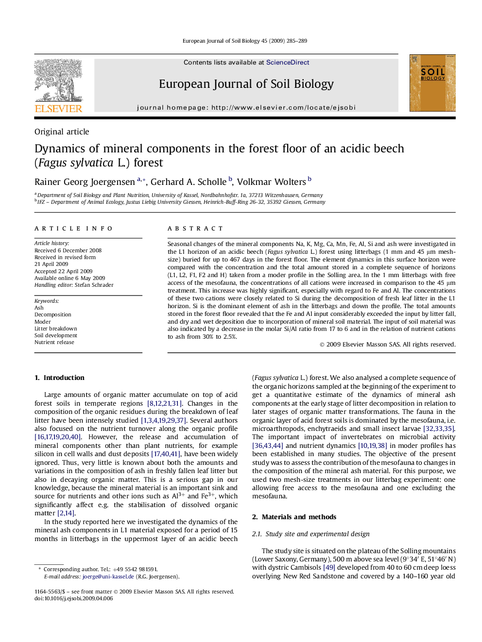 Dynamics of mineral components in the forest floor of an acidic beech (Fagus sylvatica L.) forest