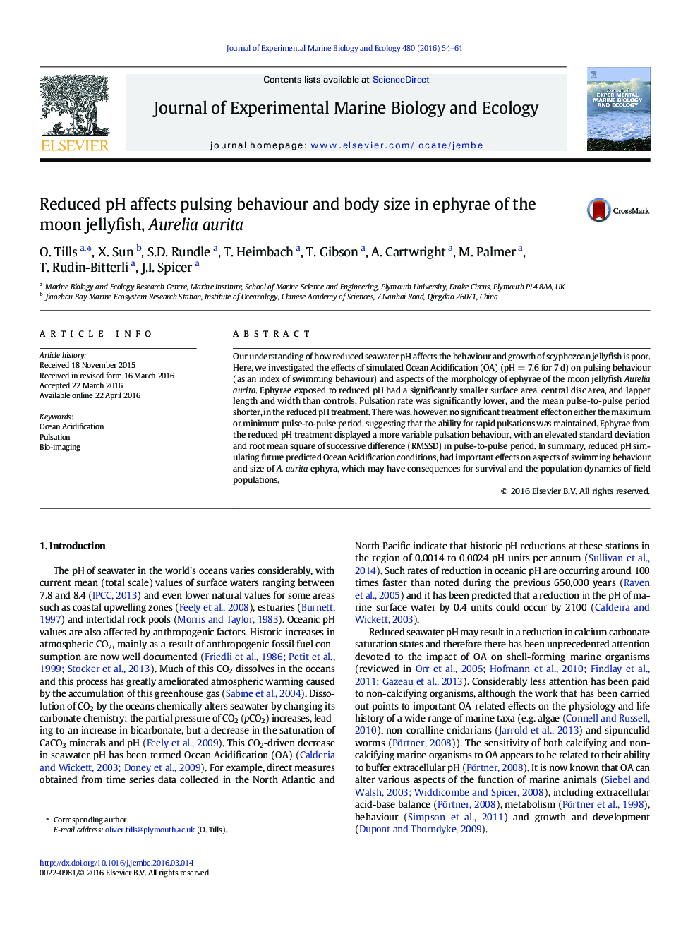 Reduced pH affects pulsing behaviour and body size in ephyrae of the moon jellyfish, Aurelia aurita