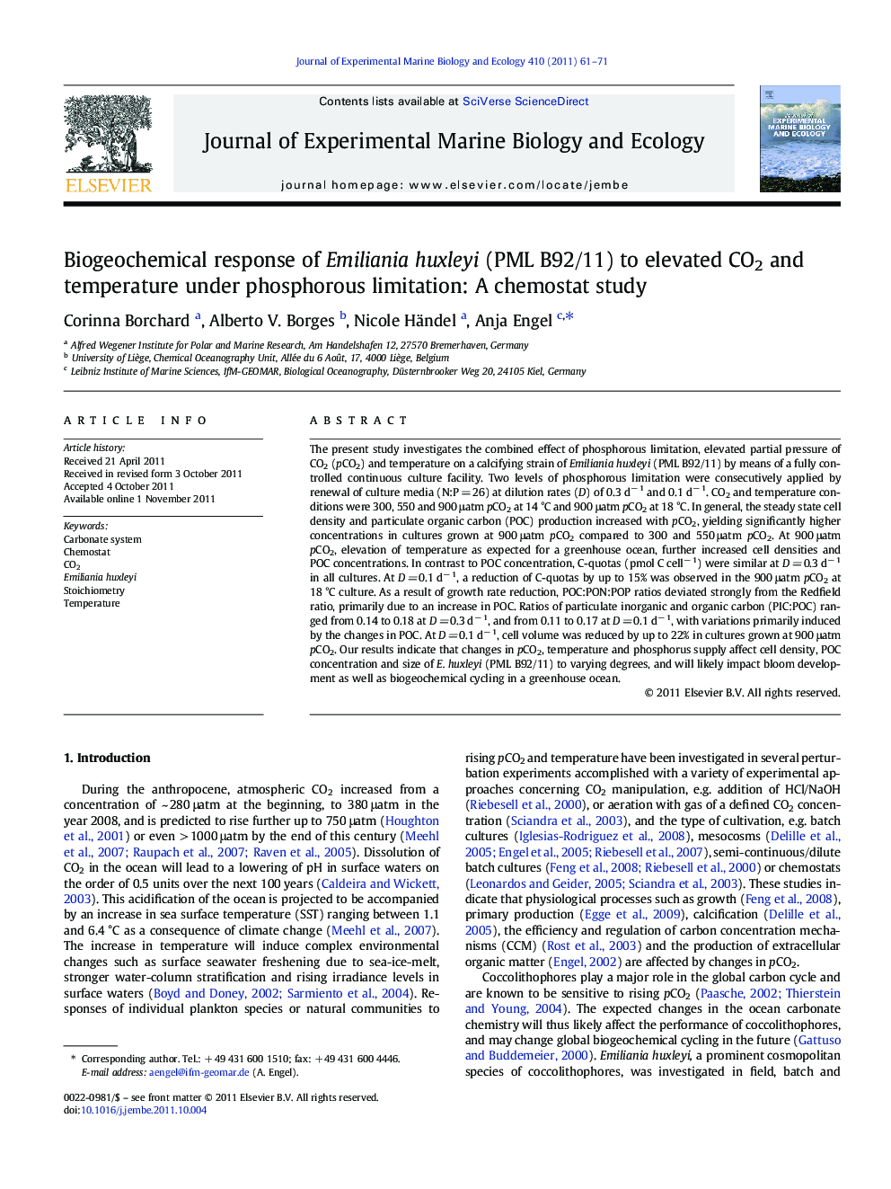 Biogeochemical response of Emiliania huxleyi (PML B92/11) to elevated CO2 and temperature under phosphorous limitation: A chemostat study