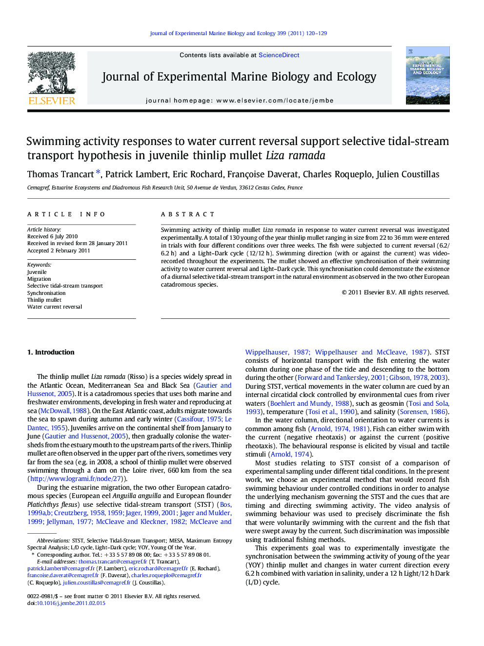 Swimming activity responses to water current reversal support selective tidal-stream transport hypothesis in juvenile thinlip mullet Liza ramada