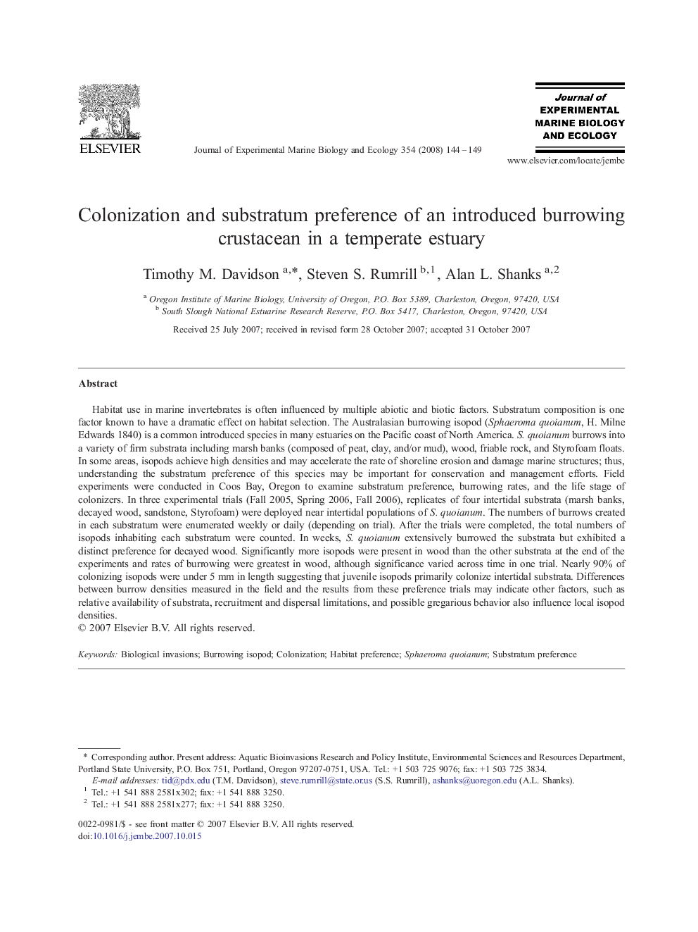 Colonization and substratum preference of an introduced burrowing crustacean in a temperate estuary