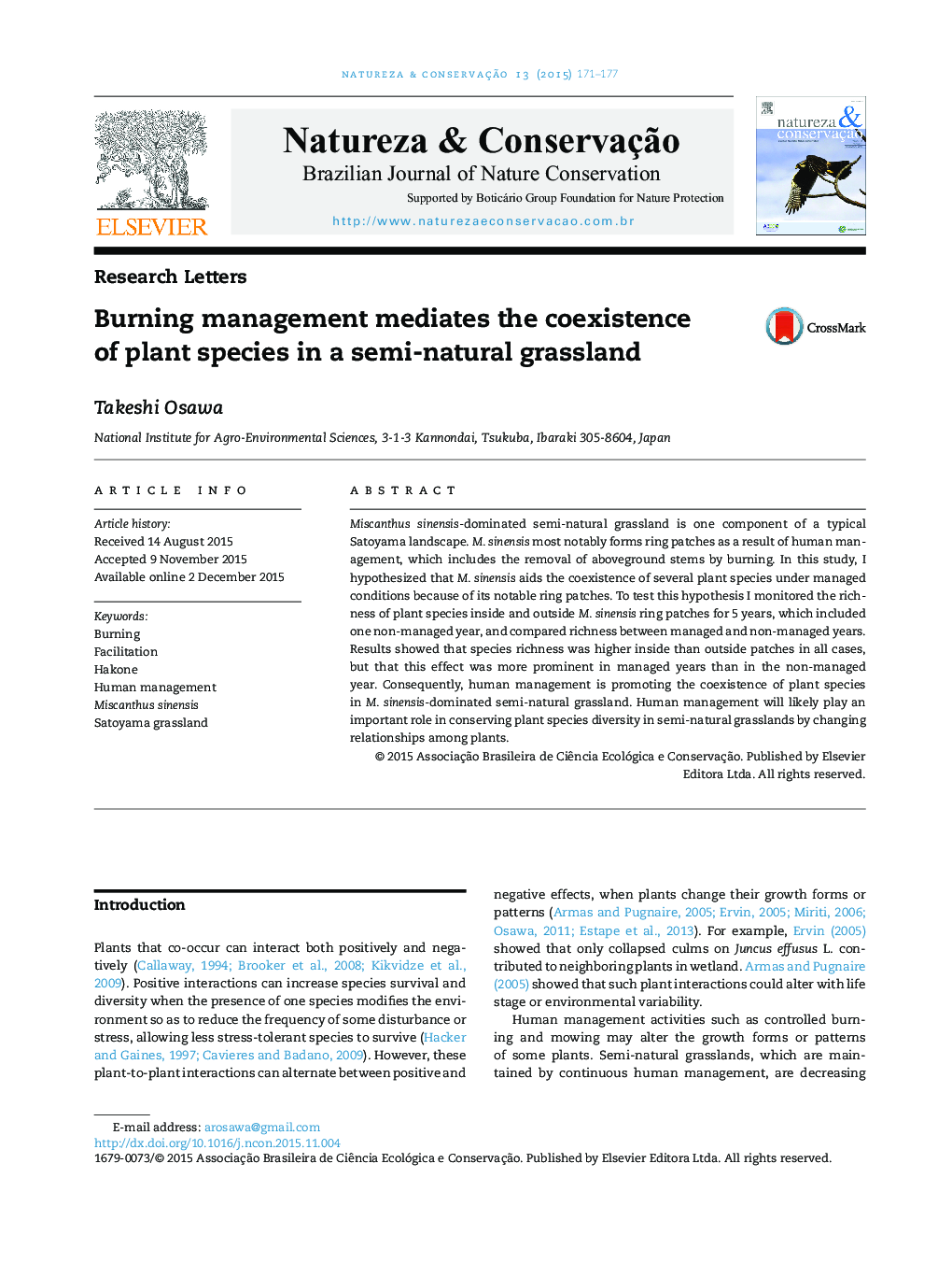 Burning management mediates the coexistence of plant species in a semi-natural grassland