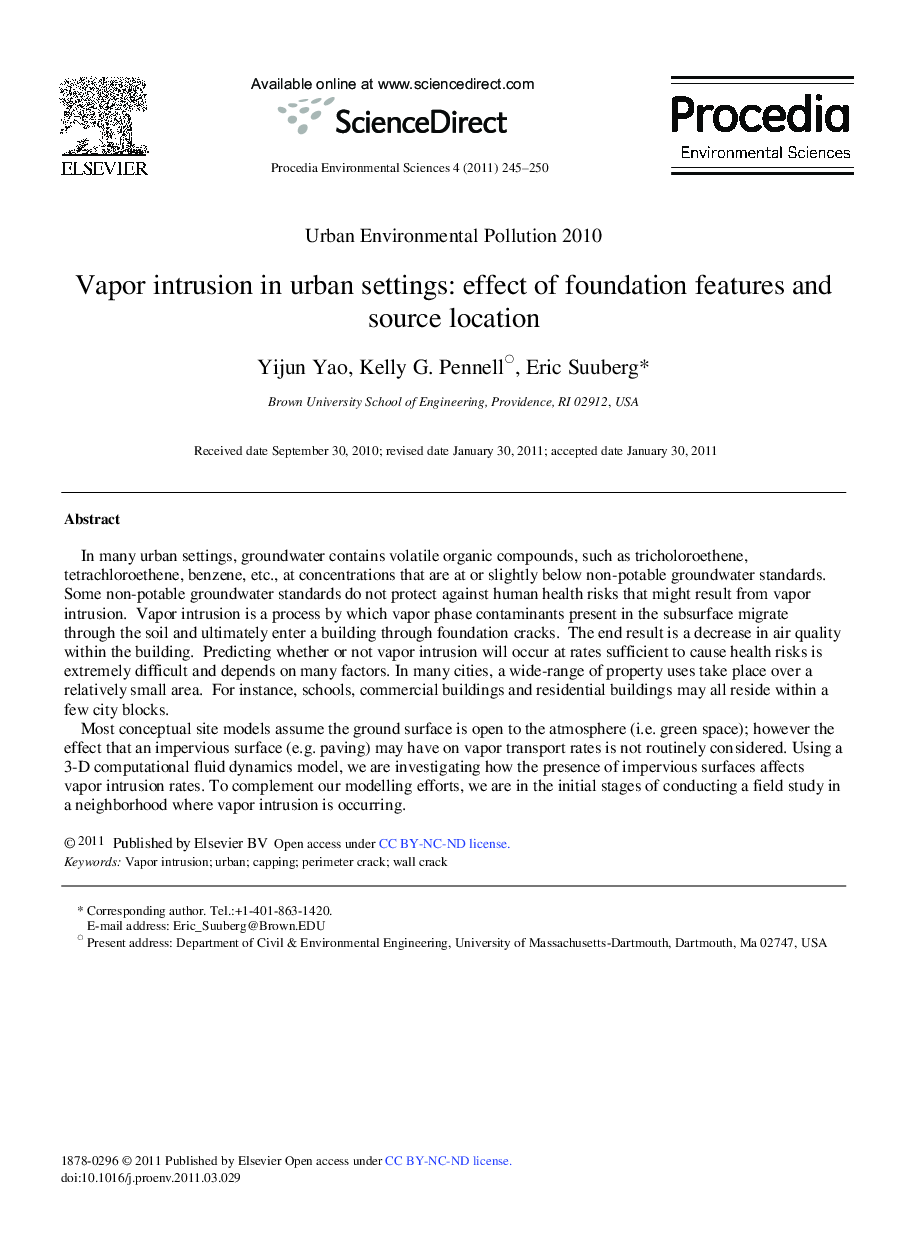Vapor intrusion in urban settings: effect of foundation features and source location