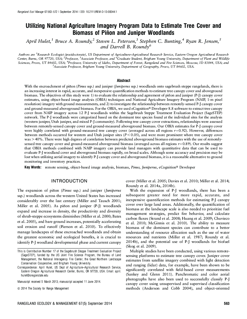 Utilizing National Agriculture Imagery Program Data to Estimate Tree Cover and Biomass of Piñon and Juniper Woodlands 