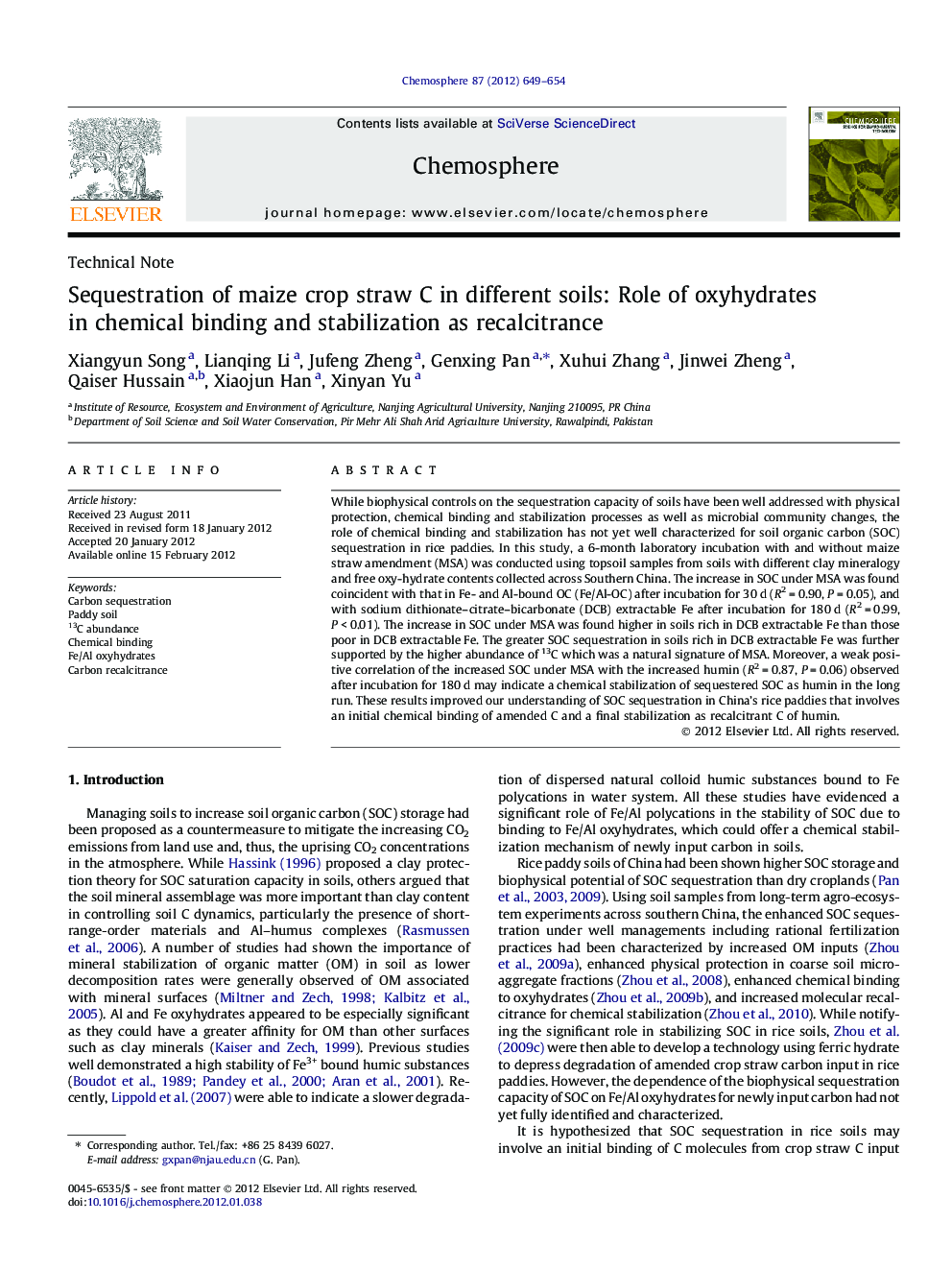 Sequestration of maize crop straw C in different soils: Role of oxyhydrates in chemical binding and stabilization as recalcitrance