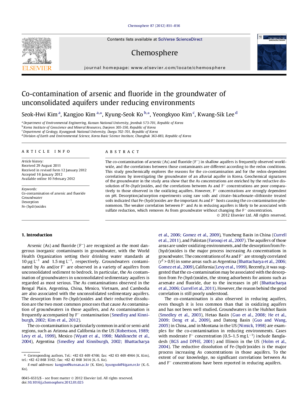 عکس صفحه اول مقاله: Co-contamination of arsenic and fluoride in the groundwater of unconsolidated aquifers under reducing environments Co-contamination of arsenic and fluoride in the groundwater of unconsolidated aquifers under reducing environments