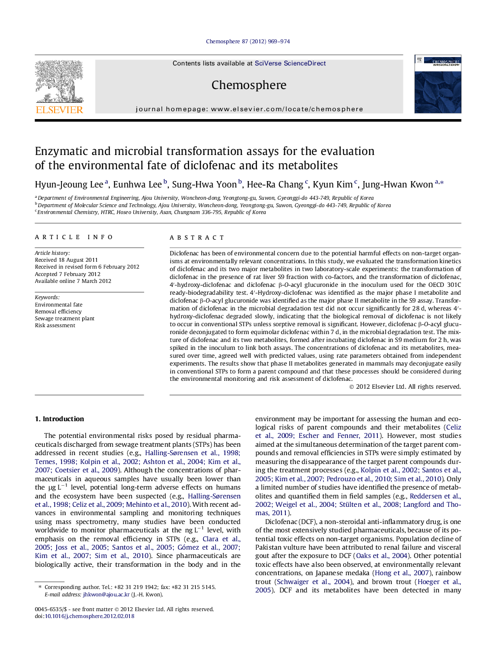 Enzymatic and microbial transformation assays for the evaluation of the environmental fate of diclofenac and its metabolites