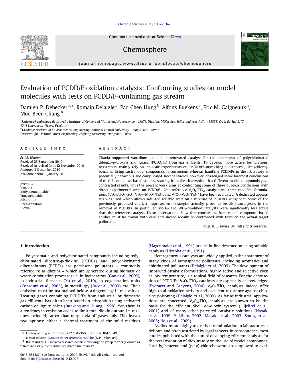 Evaluation of PCDD/F oxidation catalysts: Confronting studies on model molecules with tests on PCDD/F-containing gas stream