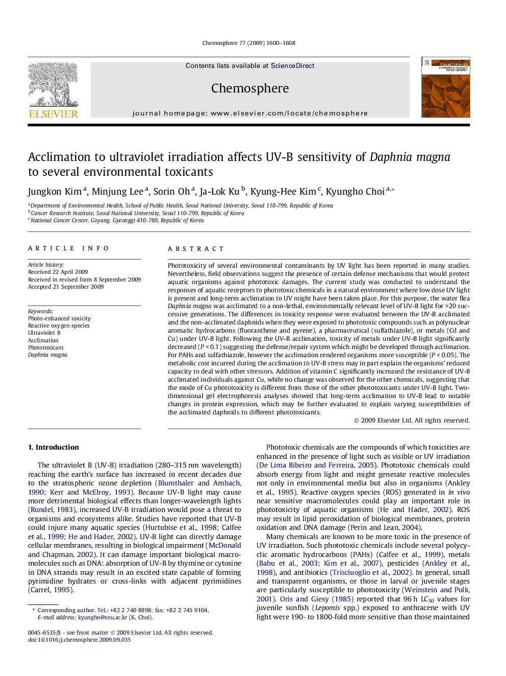 Acclimation to ultraviolet irradiation affects UV-B sensitivity of Daphnia magna to several environmental toxicants