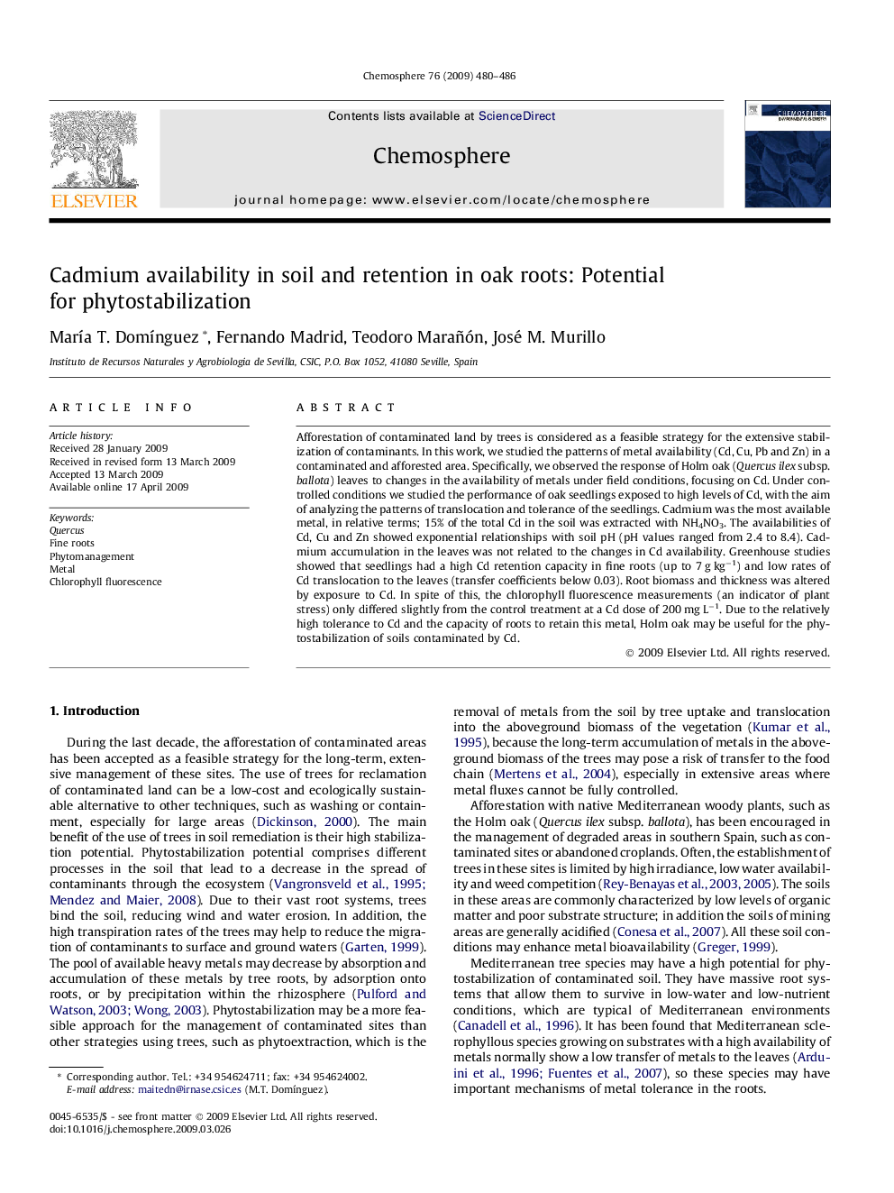 Cadmium availability in soil and retention in oak roots: Potential for phytostabilization