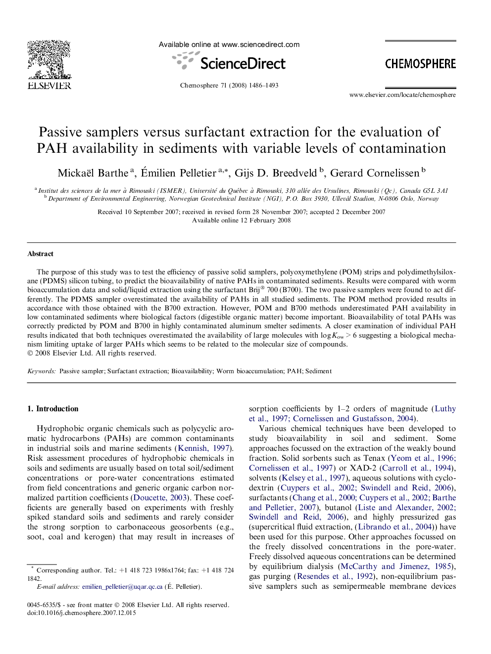 Passive samplers versus surfactant extraction for the evaluation of PAH availability in sediments with variable levels of contamination