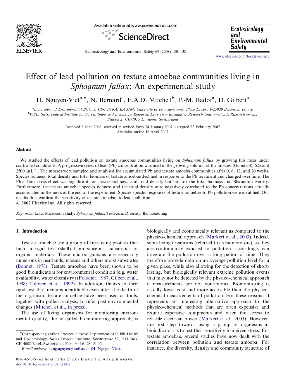 Effect of lead pollution on testate amoebae communities living in Sphagnum fallax: An experimental study