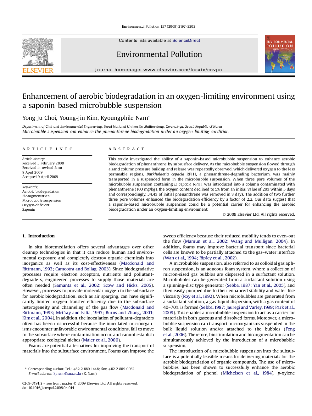 Enhancement of aerobic biodegradation in an oxygen-limiting environment using a saponin-based microbubble suspension