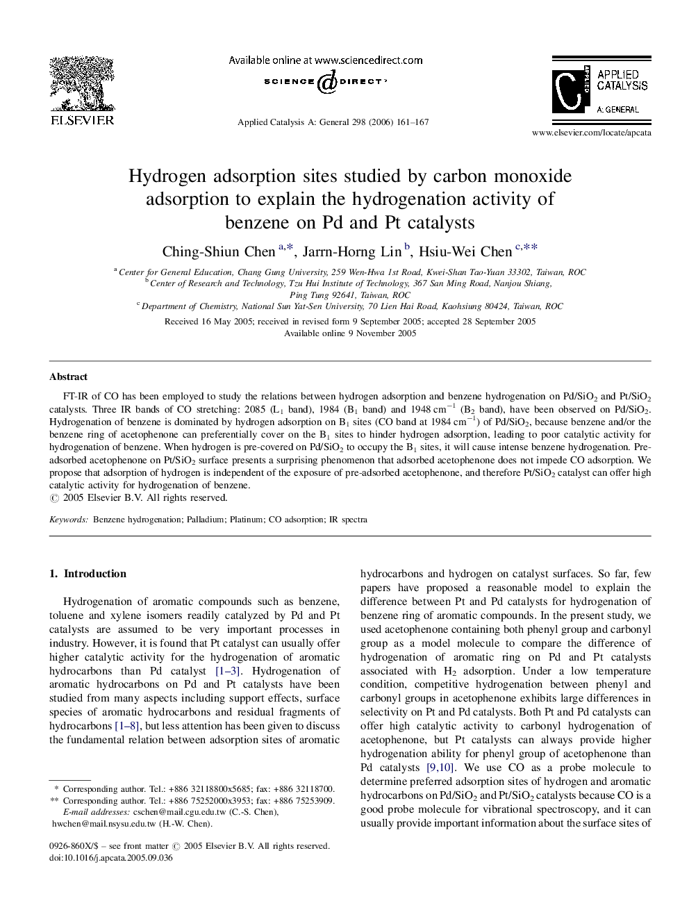 Hydrogen adsorption sites studied by carbon monoxide adsorption to explain the hydrogenation activity of benzene on Pd and Pt catalysts