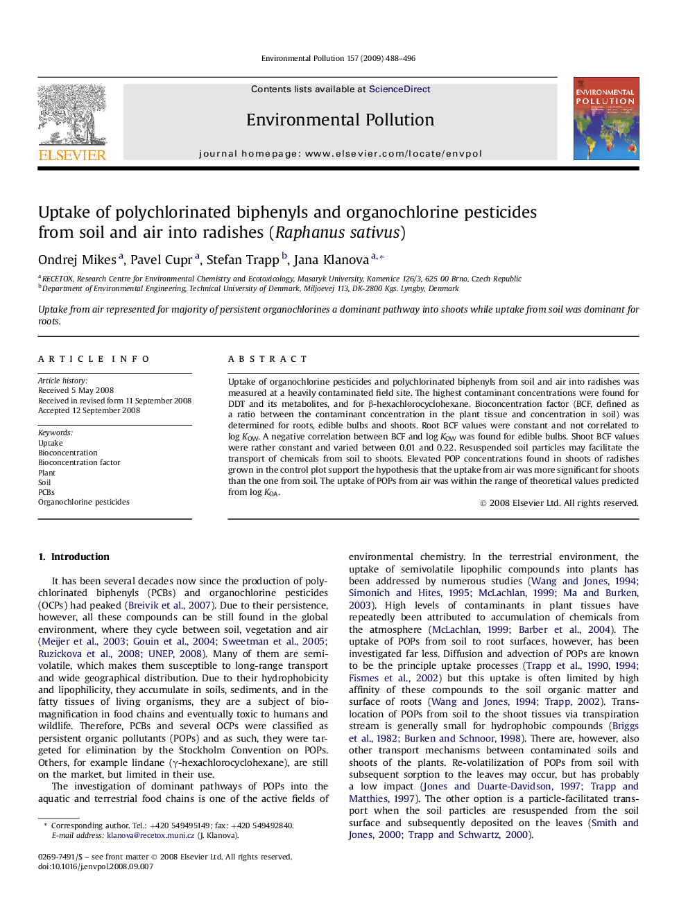 Uptake of polychlorinated biphenyls and organochlorine pesticides from soil and air into radishes (Raphanus sativus)