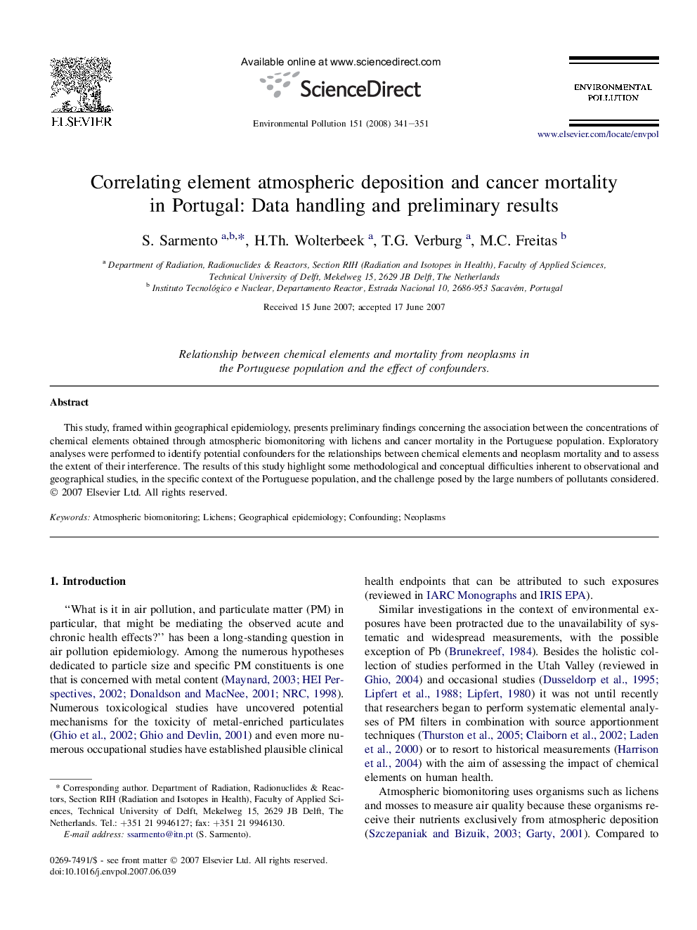 Correlating element atmospheric deposition and cancer mortality in Portugal: Data handling and preliminary results