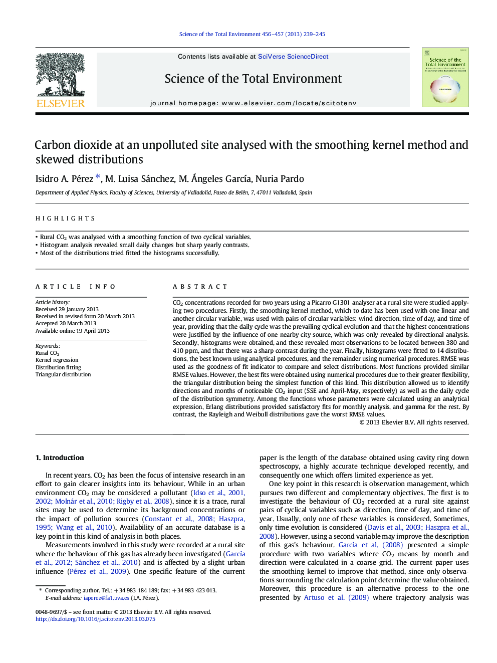 Carbon dioxide at an unpolluted site analysed with the smoothing kernel method and skewed distributions