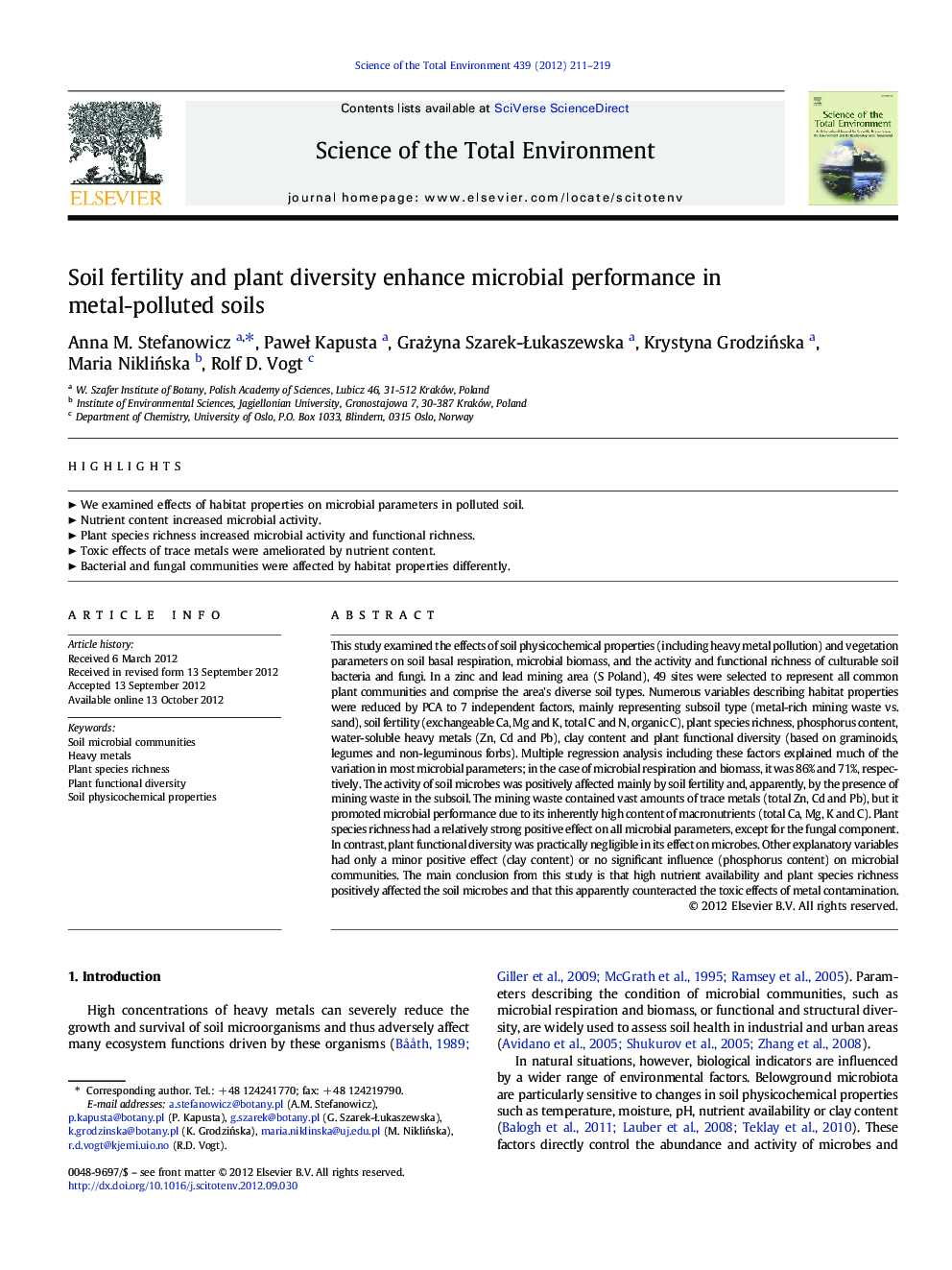 Soil fertility and plant diversity enhance microbial performance in metal-polluted soils