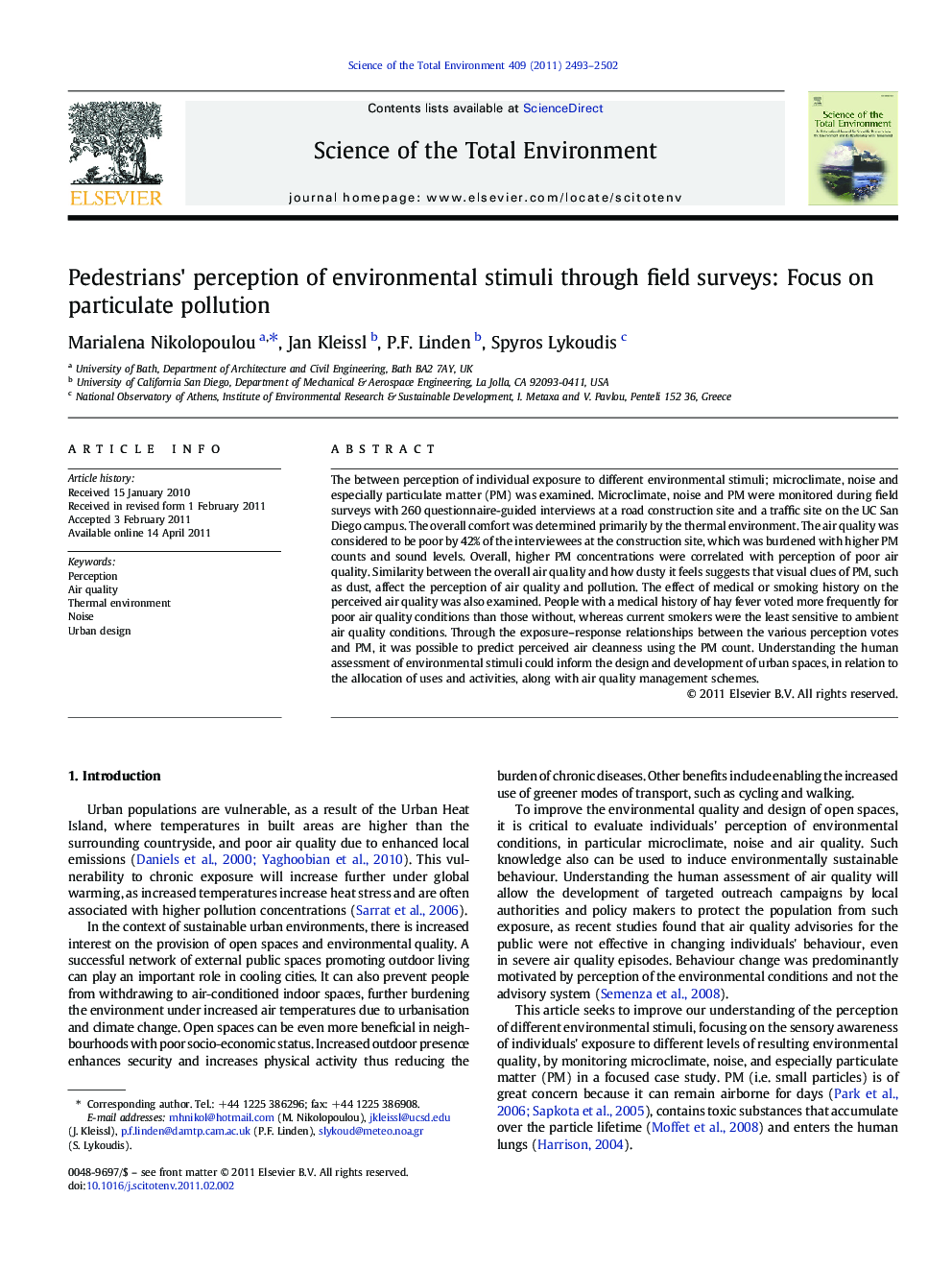 Pedestrians' perception of environmental stimuli through field surveys: Focus on particulate pollution