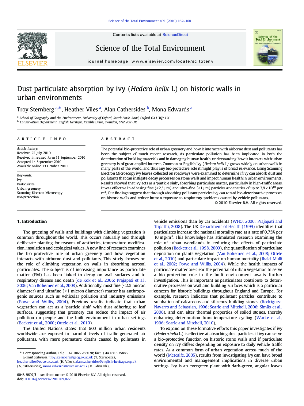 Dust particulate absorption by ivy (Hedera helix L) on historic walls in urban environments