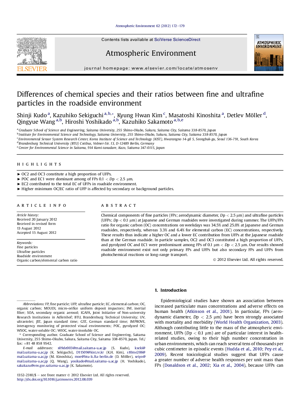 Differences of chemical species and their ratios between fine and ultrafine particles in the roadside environment